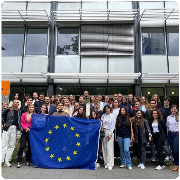 A group of students with European flag