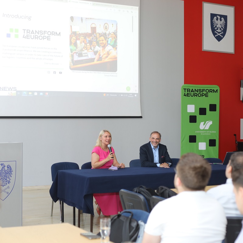 Prof. Małgorzata Myśliwiec and Prof. Tomasz Pietrzykowski